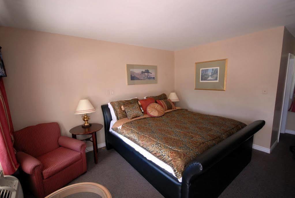 Kitchener Motel 외부 사진